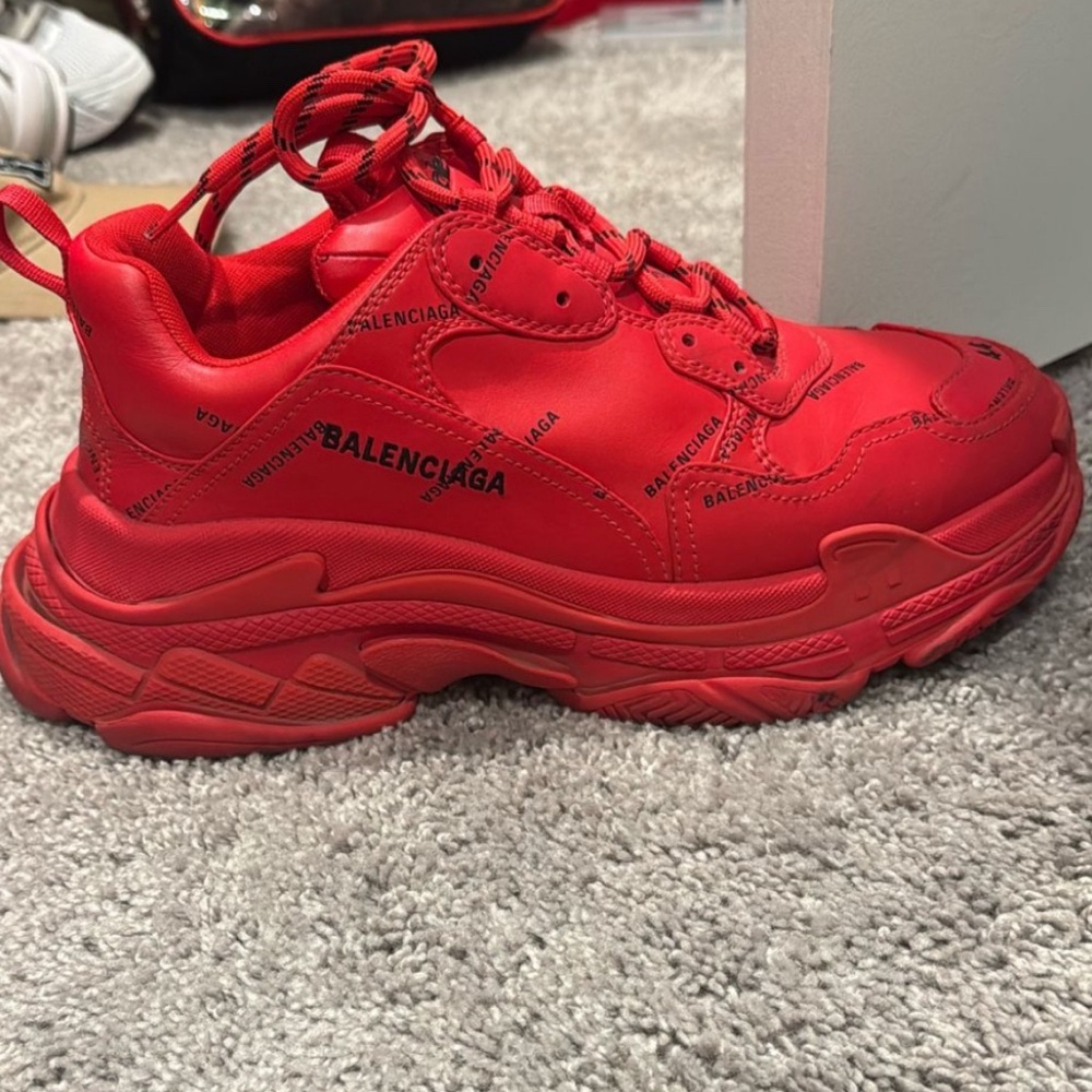 Balenciaga Red Triple S Logo Chunky Sneaker